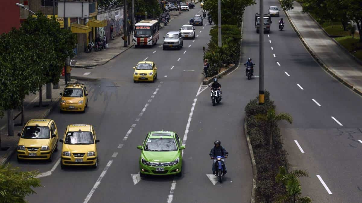 Reglamentación a aplicaciones de transporte se mantendrá vigente