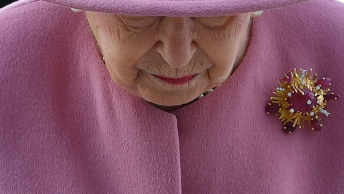 Reina Isabel II