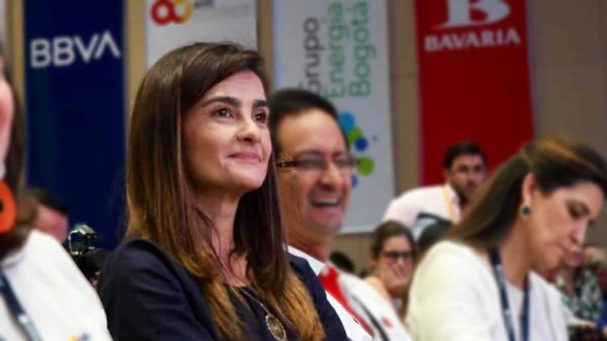 Renunció directora del IGAC