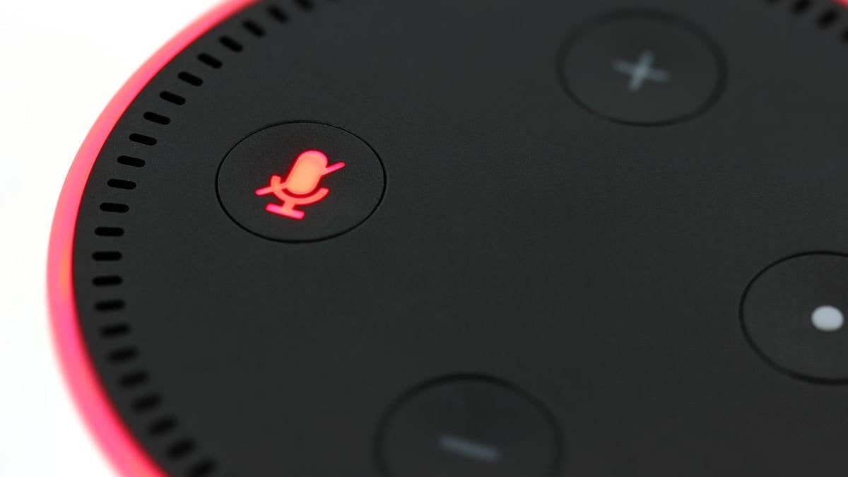 Alexa sugirió el 'desafío del centavo'