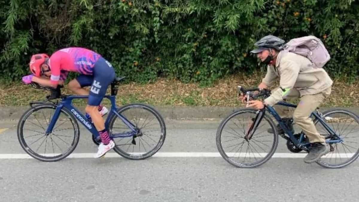 Rigoberto Urán contrató a campesino que lo seguía en bicicleta