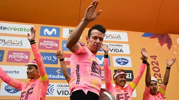 La Vuelta España despidió a ‘Rigo’ del ciclismo profesional con sentido mensaje La Vuelta España despidió a ‘Rigo’ del ciclismo profesional con sentido mensaje