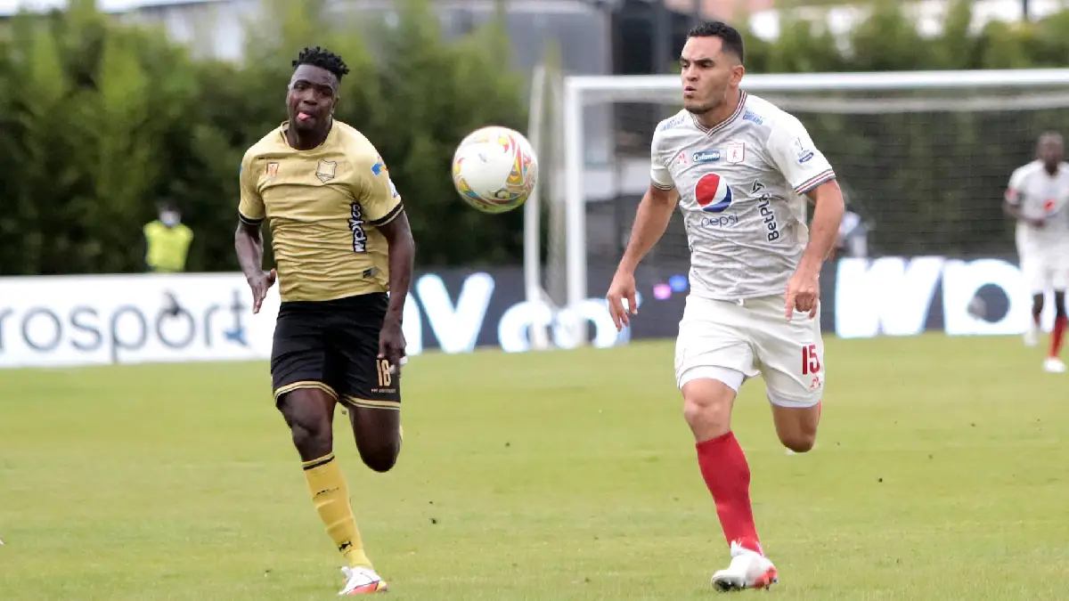 Águilas venció al América en cuadrangulares