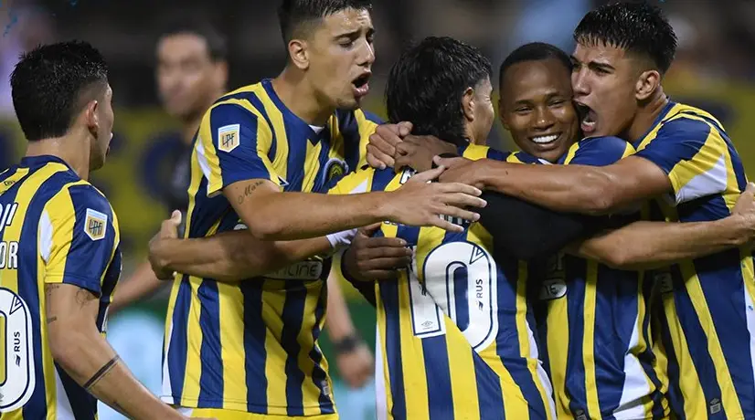 Campaz le ganó a Juanfer y Roger Martínez