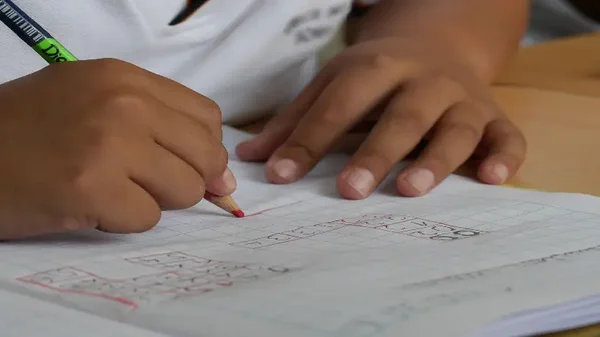 Nuevas intervenciones en entornos escolares para promover la salud mental