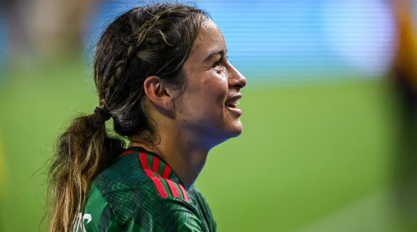Futbolista Scarlett Camberos dejó México por acoso y viajó a EEUU