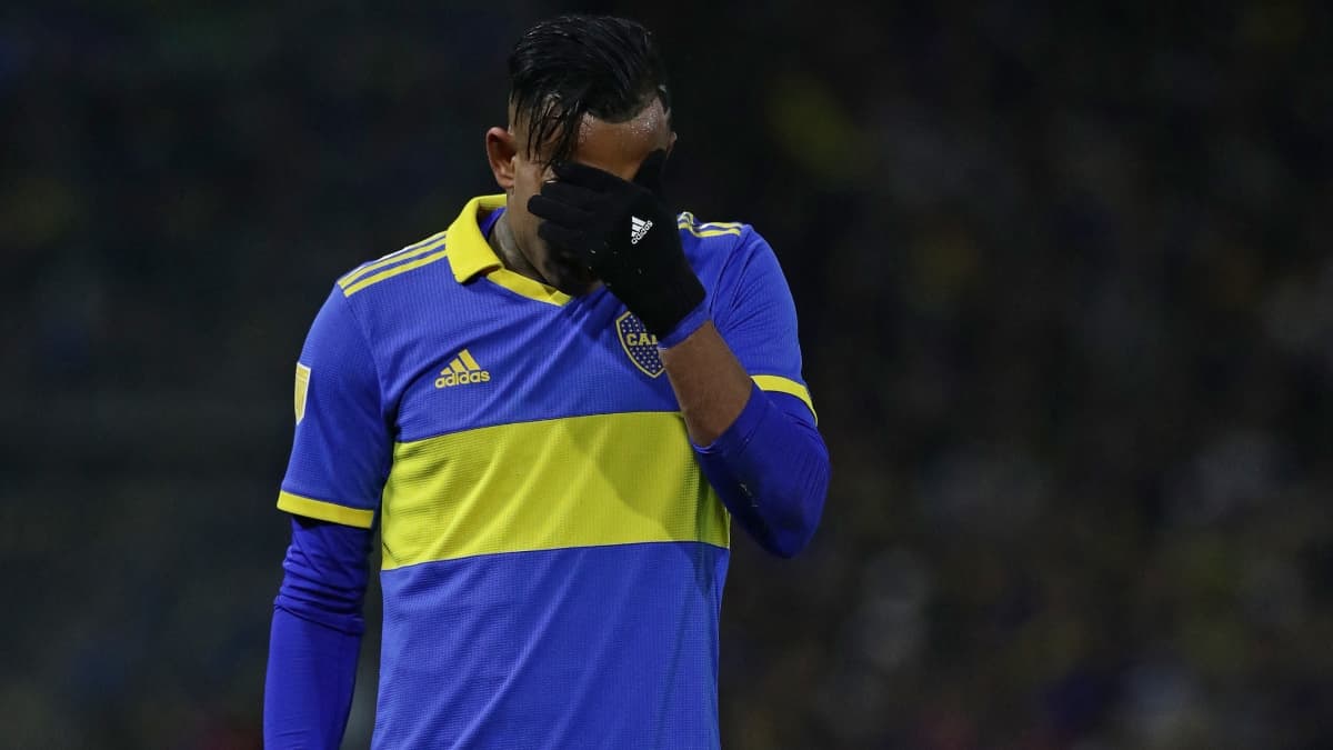 Sebastián Villa fue operado y baja temporada en Boca Juniors