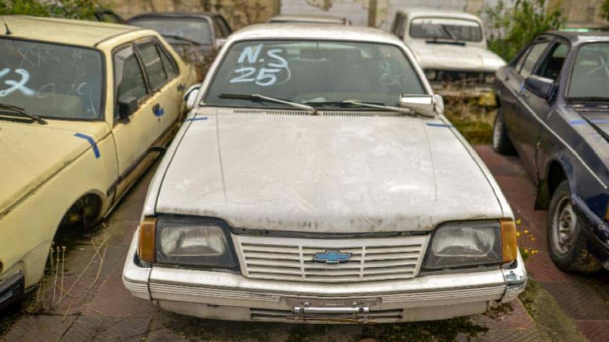 Secretaría de Movilidad subastará 300 vehículos