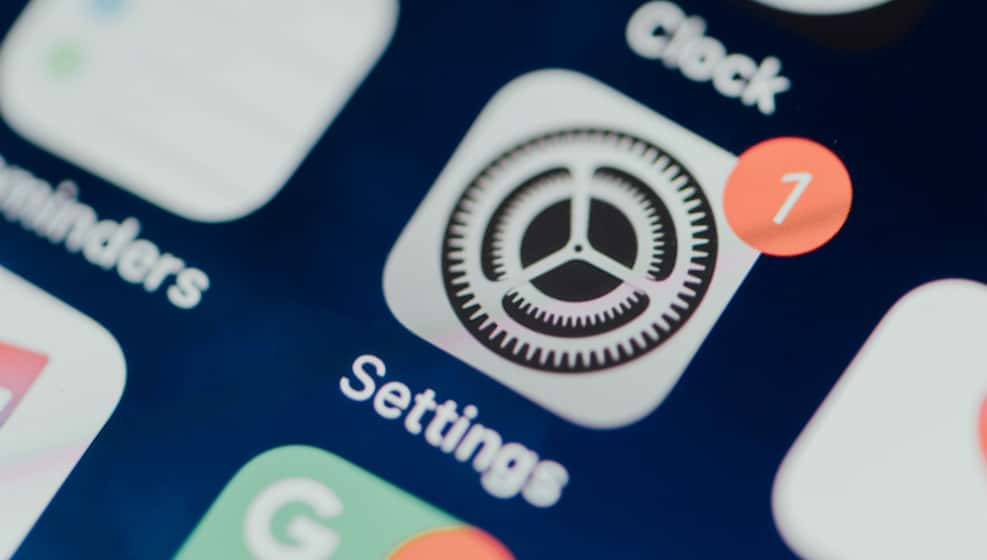 Usuarios de iPhone podrían quedarse sin WhatsApp y Facebook con el iOS 13