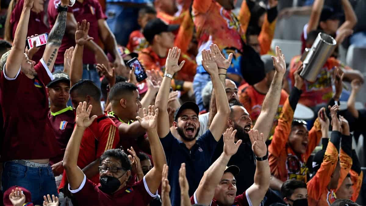 Venezuela 0-1 Colombia: hinchas venezolanos se burlaron