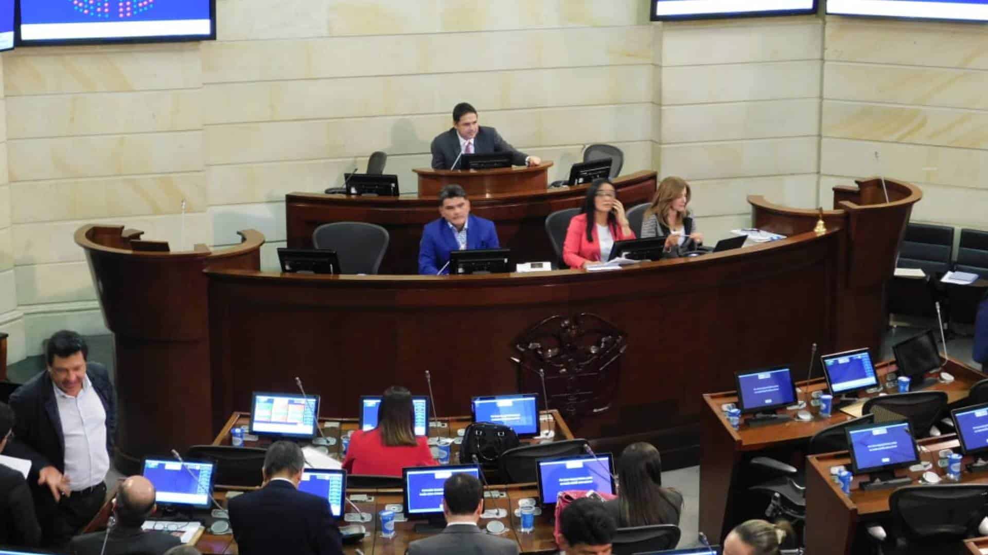 Se hundió proyecto que buscaba excluir delito sexual contra niños de la JEP