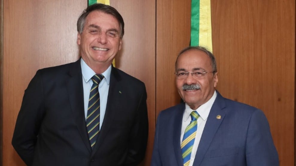 Senador brasileño esconde dinero entre sus nalgas, según medios