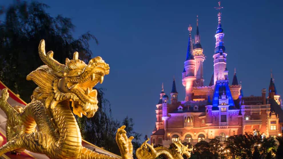 Disneyland Shanghái reabre sus puertas luego de un mes cerrado