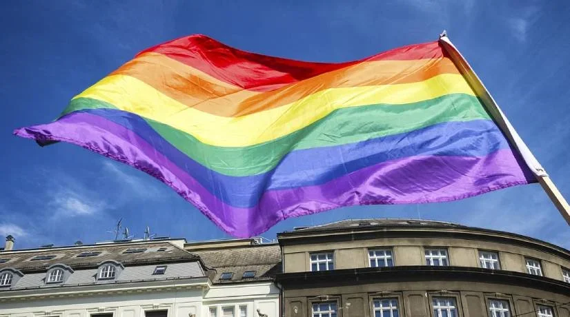 ¿Qué significan los colores de la bandera LGBTIQ+?