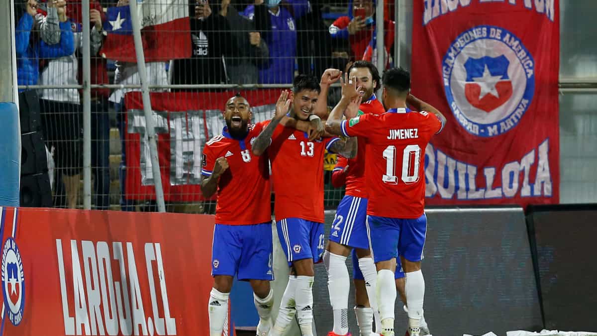Chile presentó su convocatoria para la doble fecha de Eliminatoria