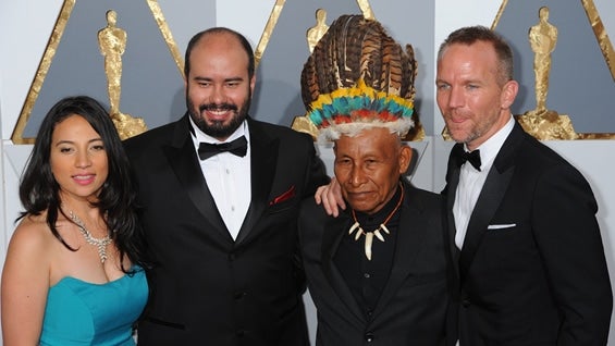 El director Ciro Guerra y su esposa y productora Cristina Gallego asisten acompañados por el actor Antonio Bolívar y Brionne Davis. Foto: EFE.