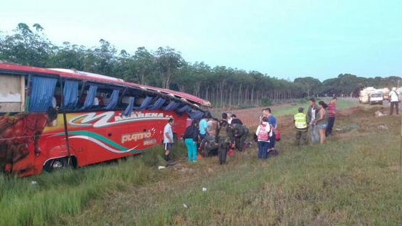 El accidente se registró en la vía entre Puerto López y Puerto Gaitán. Foto: Twitter