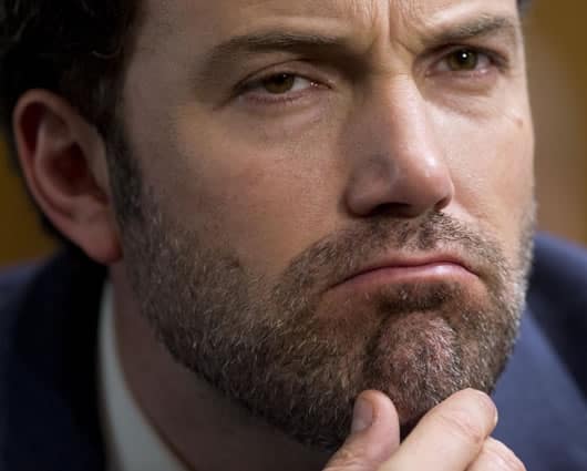 El actor Ben Affleck es aficionado a los juegos de cartas. Foto: AFP