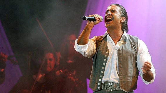 Rumores señalan que el cantante sufrió un accidente. Foto: AFP