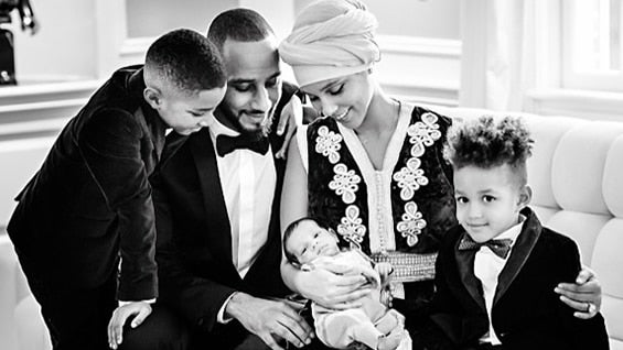 La cantante Alicia Keys junto a su esposo Kasseem Dean, conocido como 'Swizz Beatz', y sus hijos.
