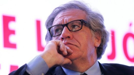 El secretario general de la Organización de Estados Americanos (OEA), Luis Almagro, durante la conferencia "El rol de los jóvenes en la democracia de América Latina". Foto: EFE.