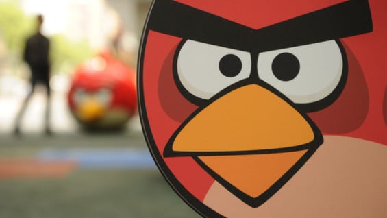 Además de los videojuegos, la compañía vende productos derivados Angry Birds. Foto: AFP