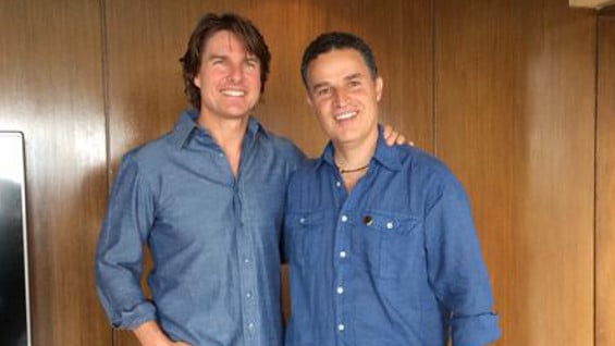 Tom Cruise, actor estadounidense, y Aníbal Gaviria, alcalde de Medellín. Foto: @anibalgaviria.