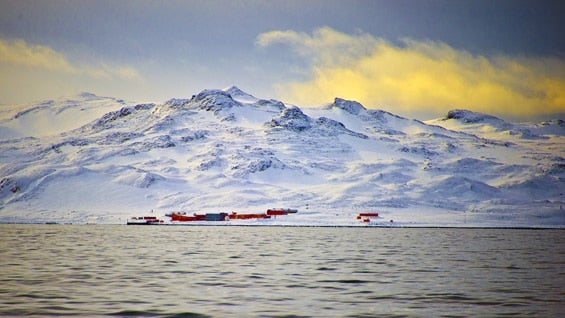 Según cálculos de investigadores, las capas de hielo podrían perder la mitad de su volumen en los próximos 200 años. Foto: AFP.