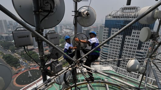 La Corte ordenó el desmonte de una antena que se encontraba ubicada al norte de Bogotá. Foto: AFP.