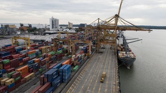 Colombia exporta a Ecuador alrededor de 1.900 millones de dólares. Foto: AFP