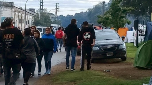 De los 62 personas heridas en el siniestro, 13 siguen hospitalizadas. Foto: AFP