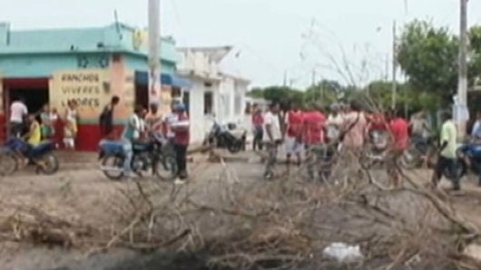 Las autoridades realizan un consejo de seguridad en la población. Foto: NoticiasRCN.com