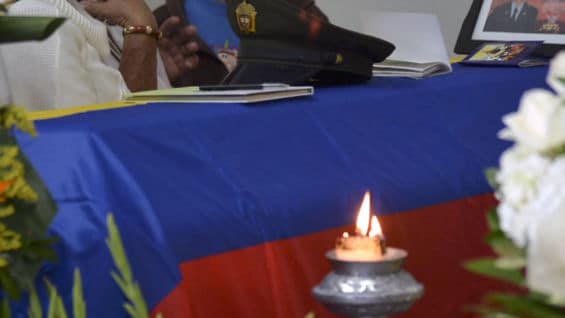 El general Francisco José Naranjo Franco, quien nació el 14 de agosto de 1928, llegó a desempeñarse como director de la Policía Nacional. Foto: AFP.