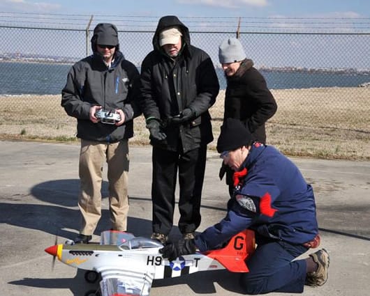 El estudio también dice que el 90 por ciento de los pilotos tiene somnolencia diurna. Foto: AFP.
