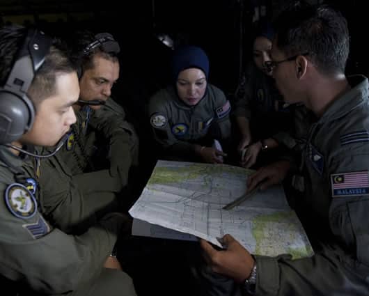 Un avión Orion ha sido despachado al lugar para examinar dichos objetos. Foto: AFP
