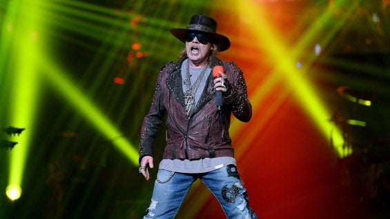 Luego de más de 20 años separados, la alineación original de Guns 'n' Roses de reúne. Foto: AFP