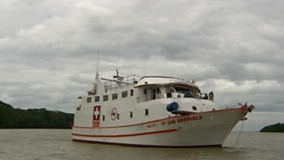 En el buque se prestan servicios de medicina general.