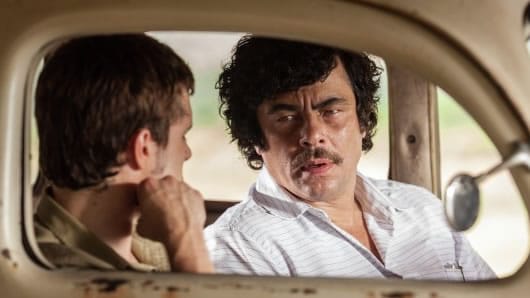 Benicio del Toro como Pablo Escobar en el filme Escobar: paradise lost. Foto: Oficial