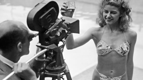 Las prendas eran vendidas en un paquete no mucho mayor que una gran caja de cerillas. Foto: Archivo AFP