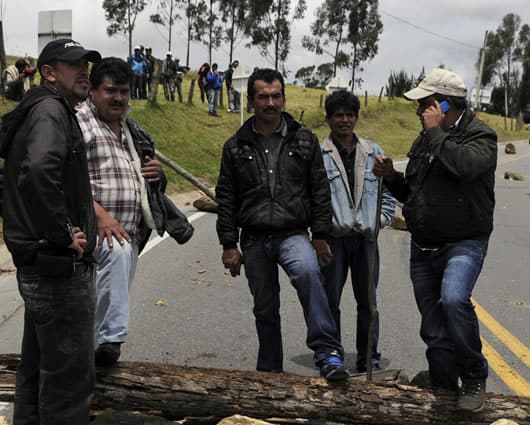El paro solo se levantaría luego de firmar un acuerdo con el Gobierno. Foto: AFP