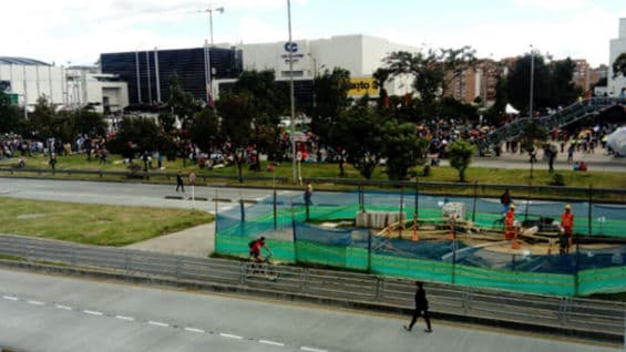 La marcha de los maestros en la calle 26.