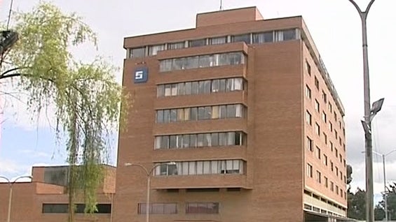 Los funcionarios del hospital Simón Bolívar esperan un pronunciamiento de las autoridades de salud del Distrito. Foto Noticias RCN