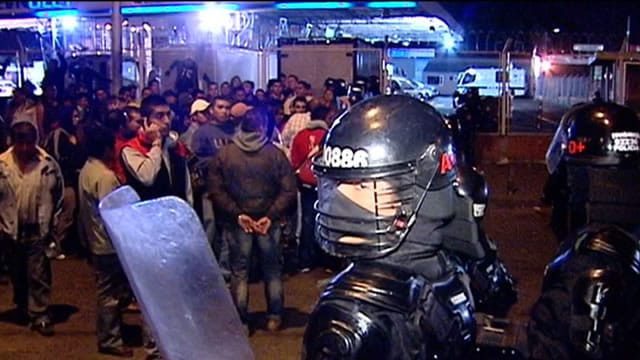 El Esmad llegó al lugar para controlar los desmanes. Foto: Noticias RCN