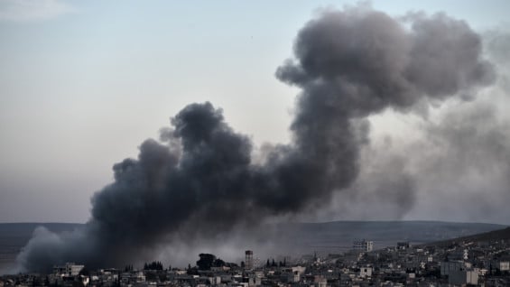 Bombardeo de la coalición internacional en Kobane. Foto: AFP
