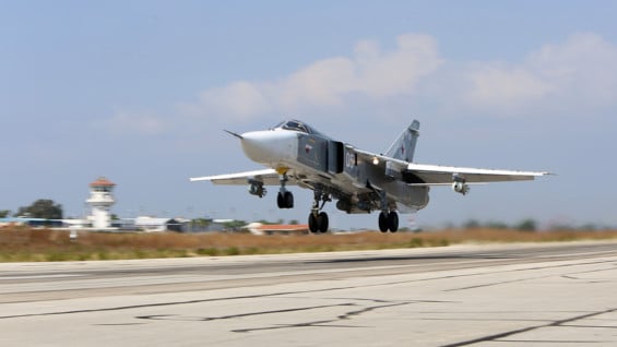 Bombardero ruso Sukhoi Su-24 en Siria. Foto: AFP