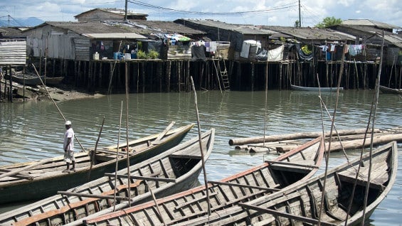 El corte de energía dejó millonarias pérdidas en el puerto. Foto: AFP