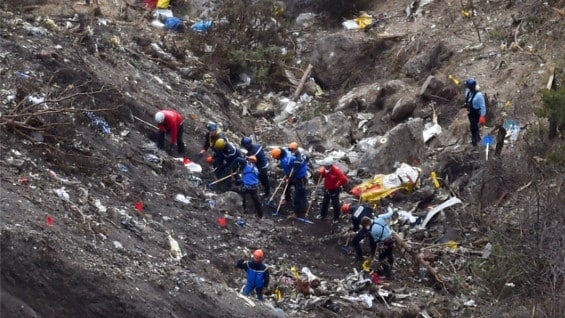 El avión, que cubría la ruta Barcelona-Dusseldorf, se accidentó en los Alpes franceses. Foto: AFP