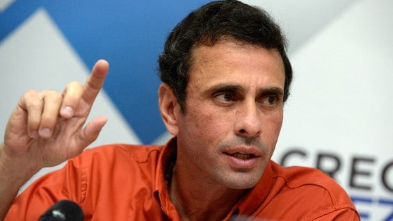 Capriles espera regresar a su país esta misma semana. AFP