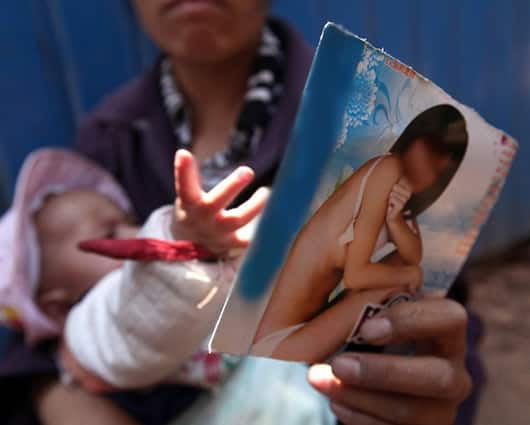 Las autoridades incautaron más de 600 aparatos tecnológicos. Foto: AFP