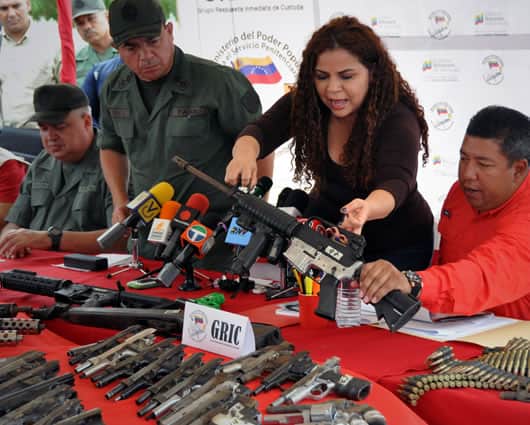 En enero, tras una tragedia en la cárcel de Uribana ya se habían encontrado decenas de armas en el penal / AFP